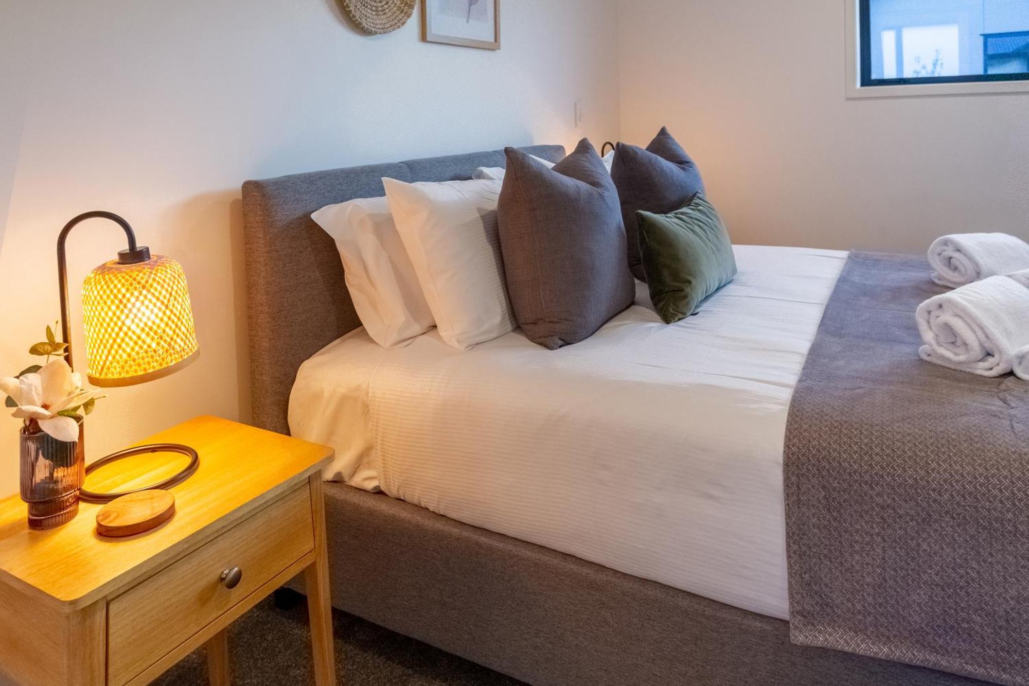 דירות כרייסטצ'רץ' Urban Elegance - 2 Bed, 2 Bath In The Cbd מראה חיצוני תמונה